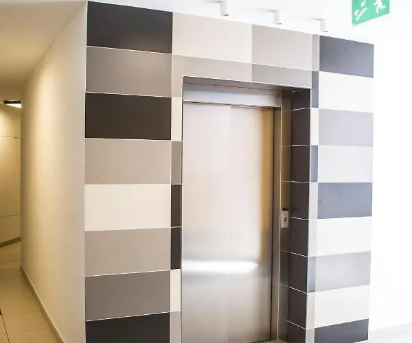 Sobieskiego 2 Parking Gratiss *